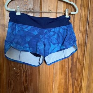 Lululemon Athletica Blue Patterned Athletic Shorts